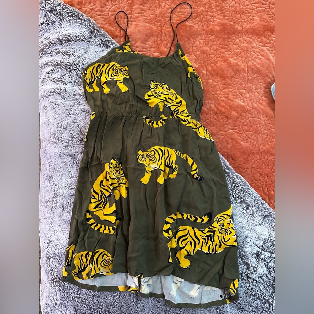 Hurley tiger print dress